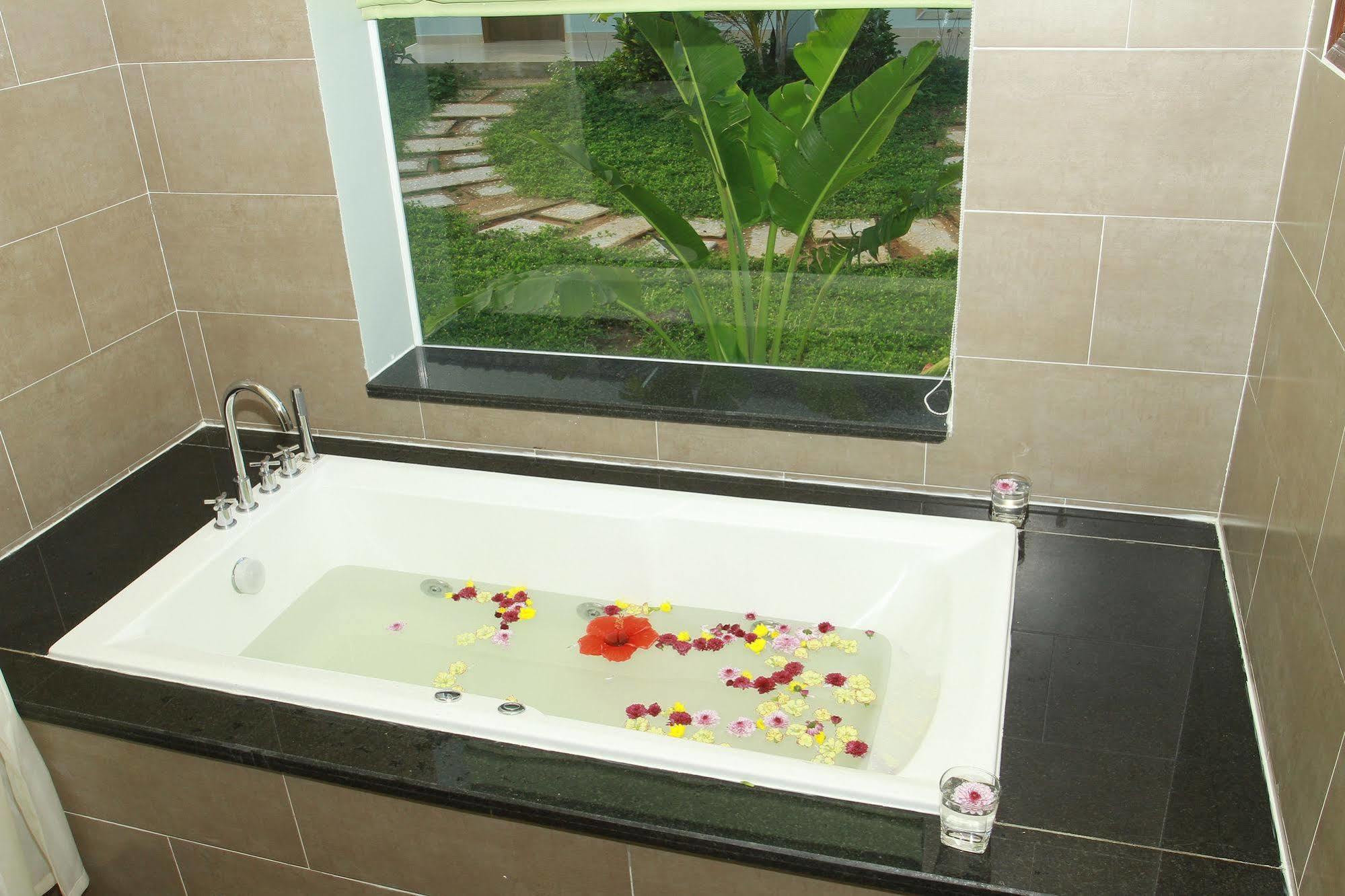 มอนทาน่า รีสอร์ต Hotel ฟู้โกว๊ก ภายนอก รูปภาพ