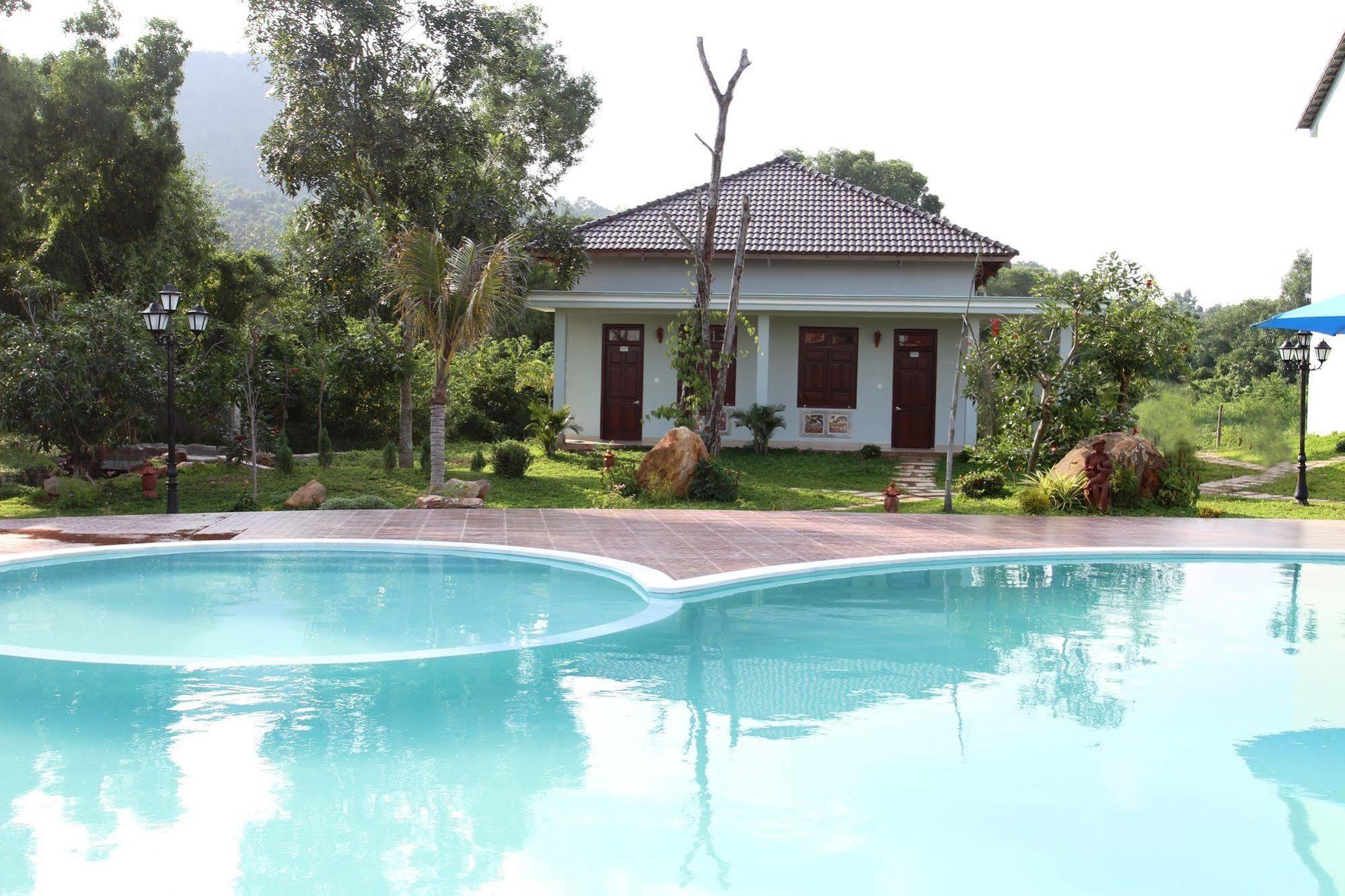 มอนทาน่า รีสอร์ต Hotel ฟู้โกว๊ก ภายนอก รูปภาพ